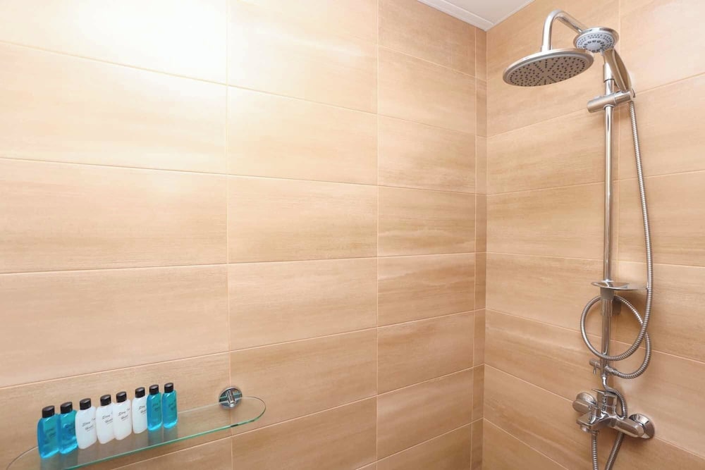 Stay Inn on Yekmalyan St