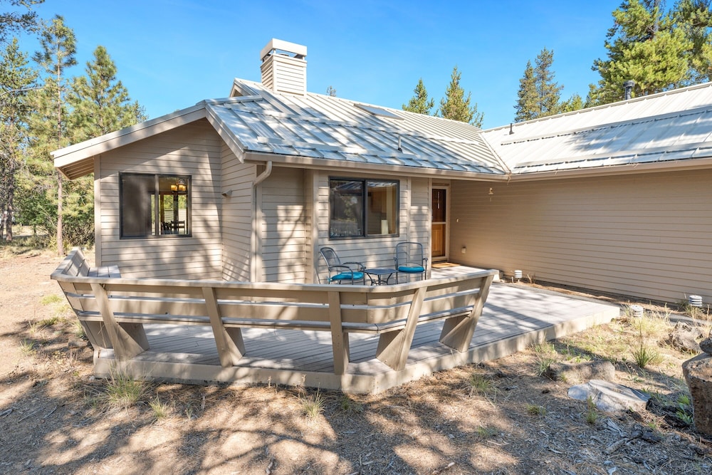 15 Lassen Ln 4 Bedroom Home