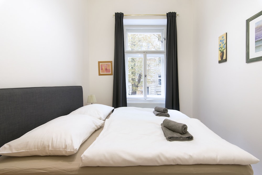 Central 3 Bedroom Home near National Museum