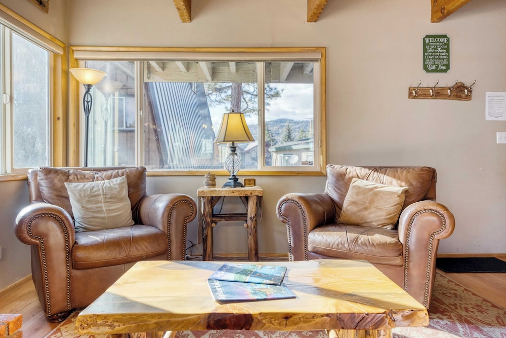 Lakeside in Bearadise by Avantstay Gorgeous Mountain Cabin in Boulder Bay!
