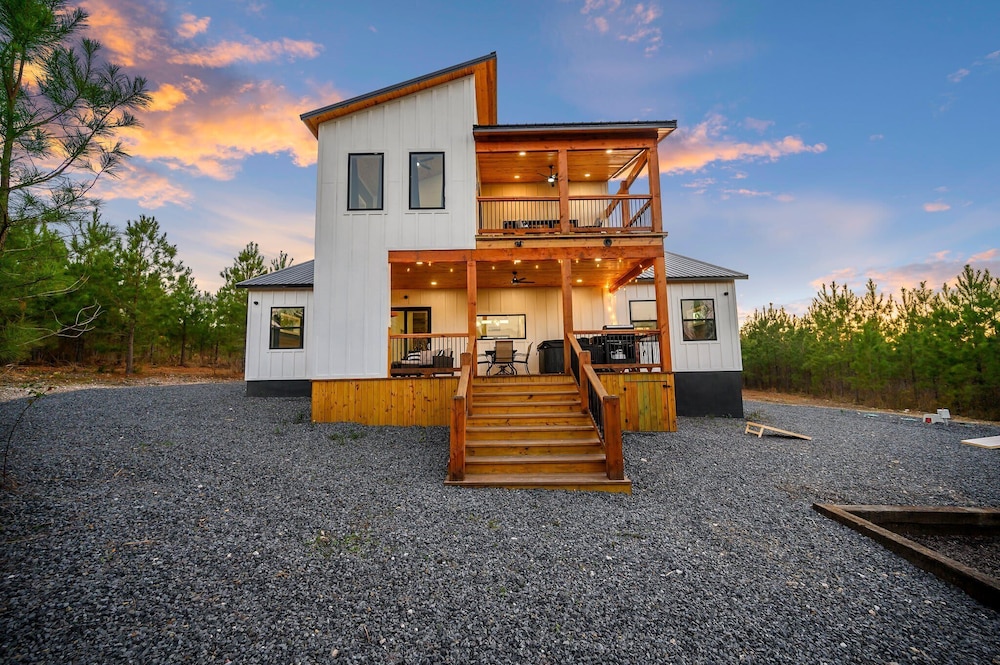 New, Modern, Bunk Room, Game Room, Playground, Hot tub
