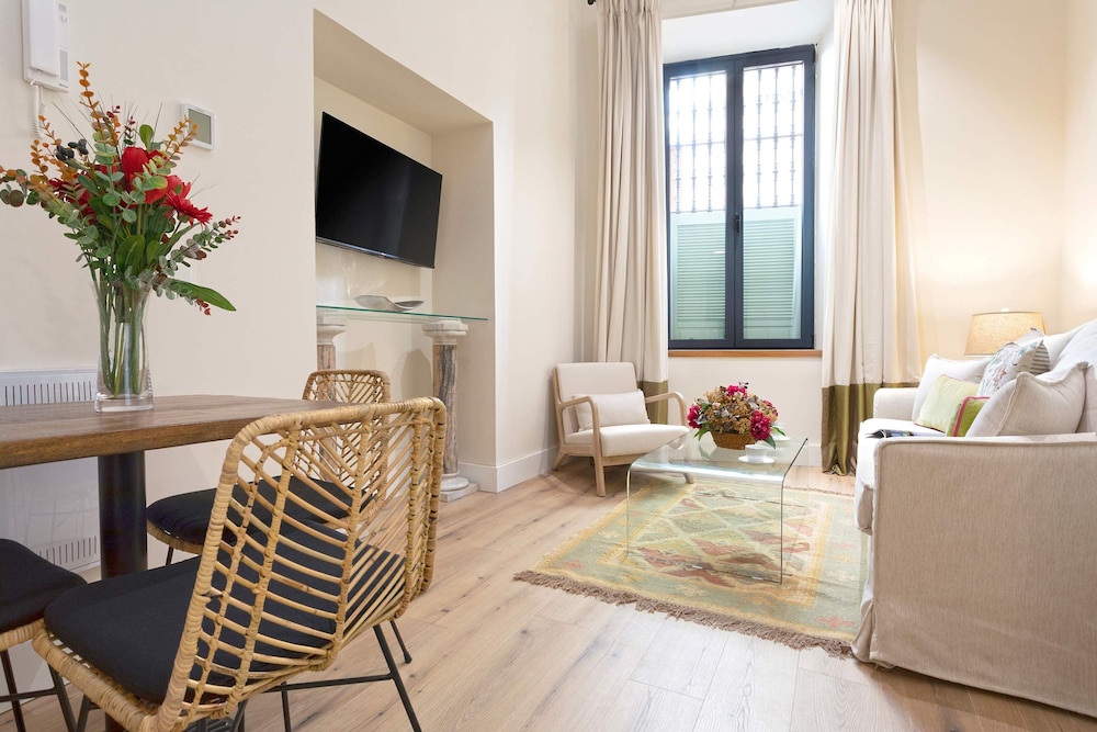 Exclusive Apartment Near Cathedral Rodrigo Caro II