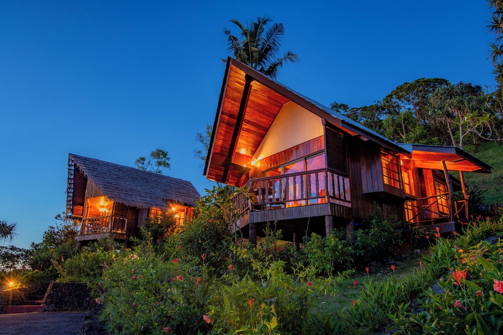 Palau Carolines Resort