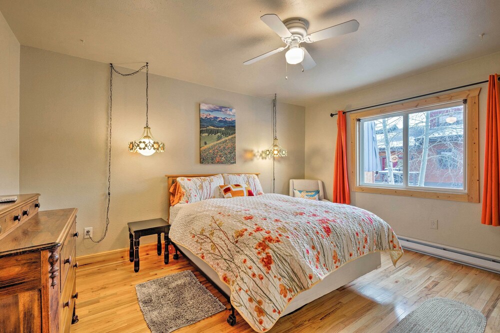 Dog-friendly Frisco Escape: Walk Downtown! view 4