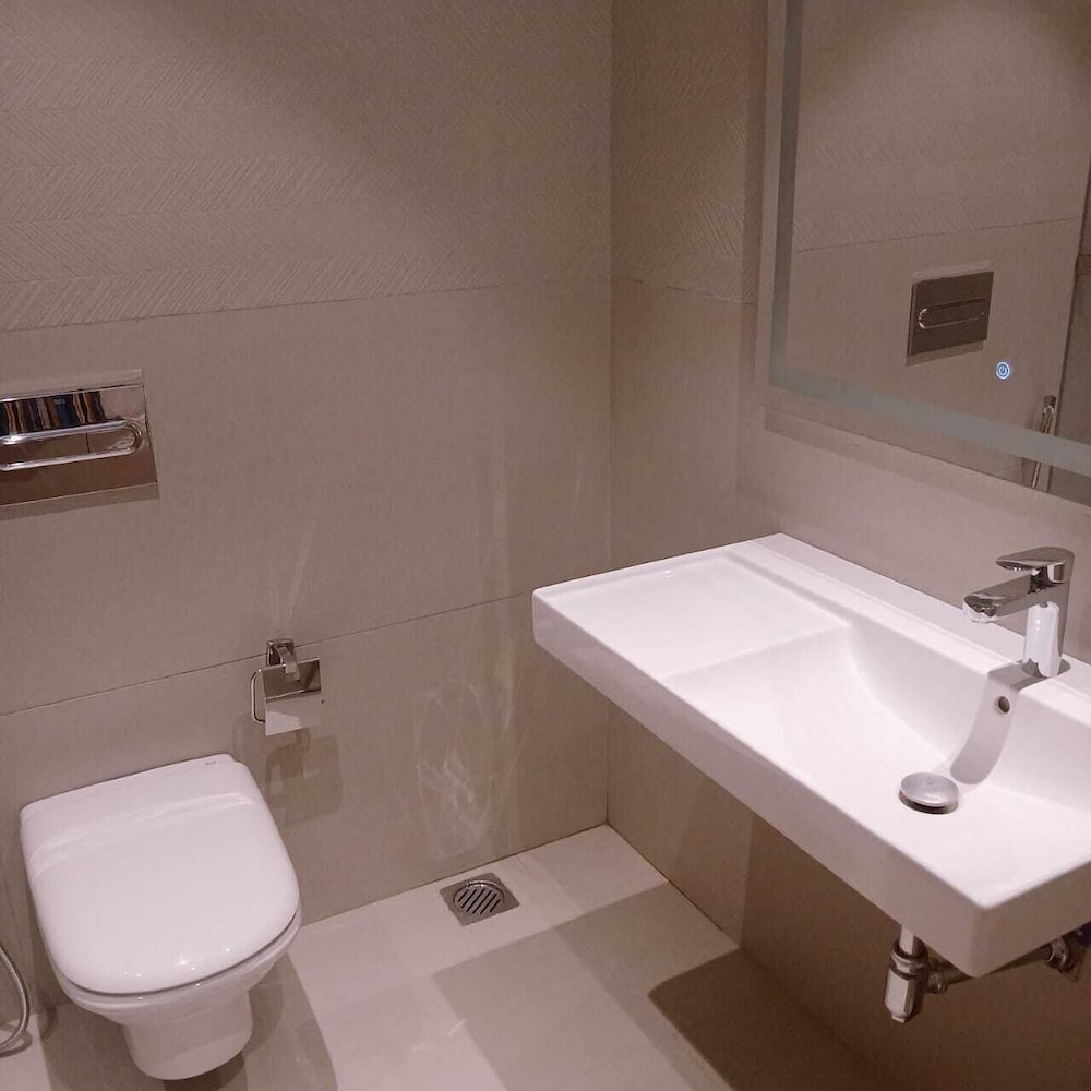 Bluestone Prime by The Cosy Hotels