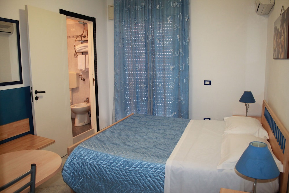 Bed and Breakfast Brezza Marina e Ristorante Shoreline, photo 22