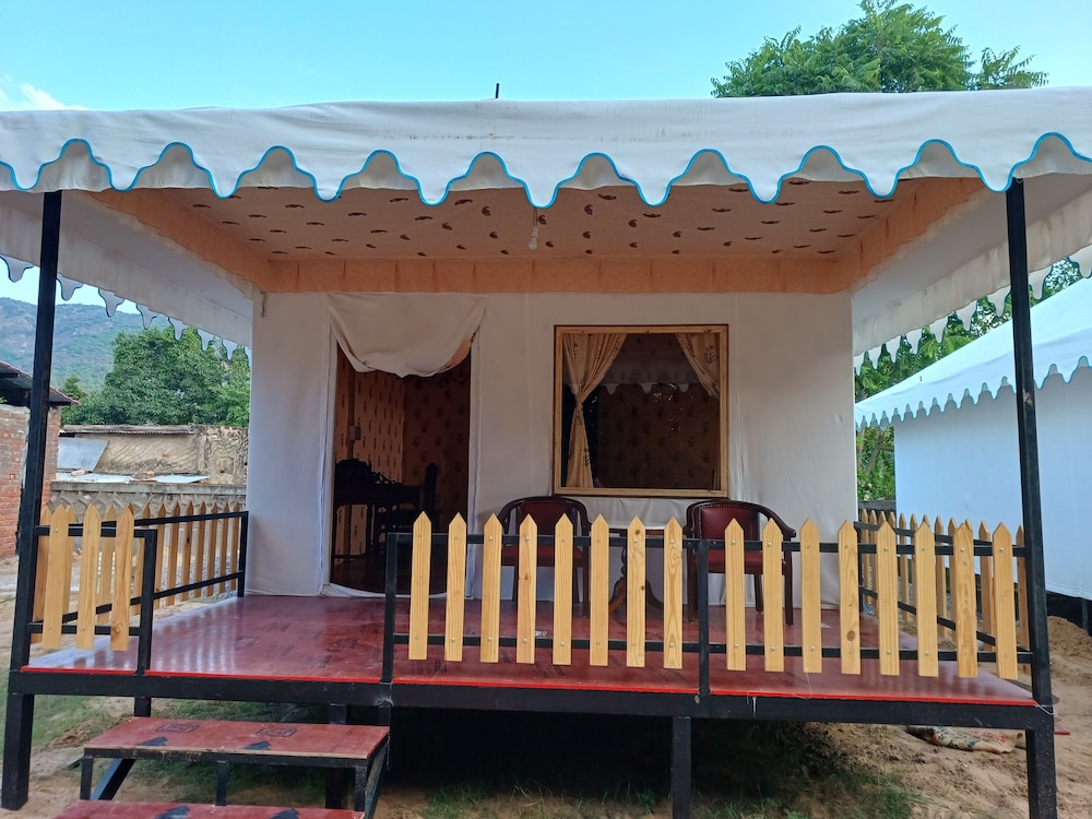 Royal Pushkar Camps