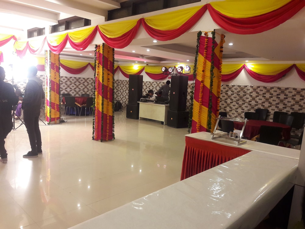 meeting & event spaces