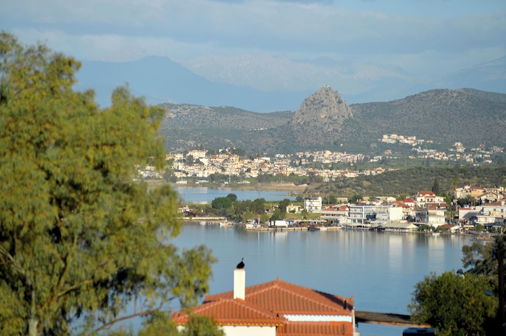 Stork Holiday Apartments - Garden & Sea View