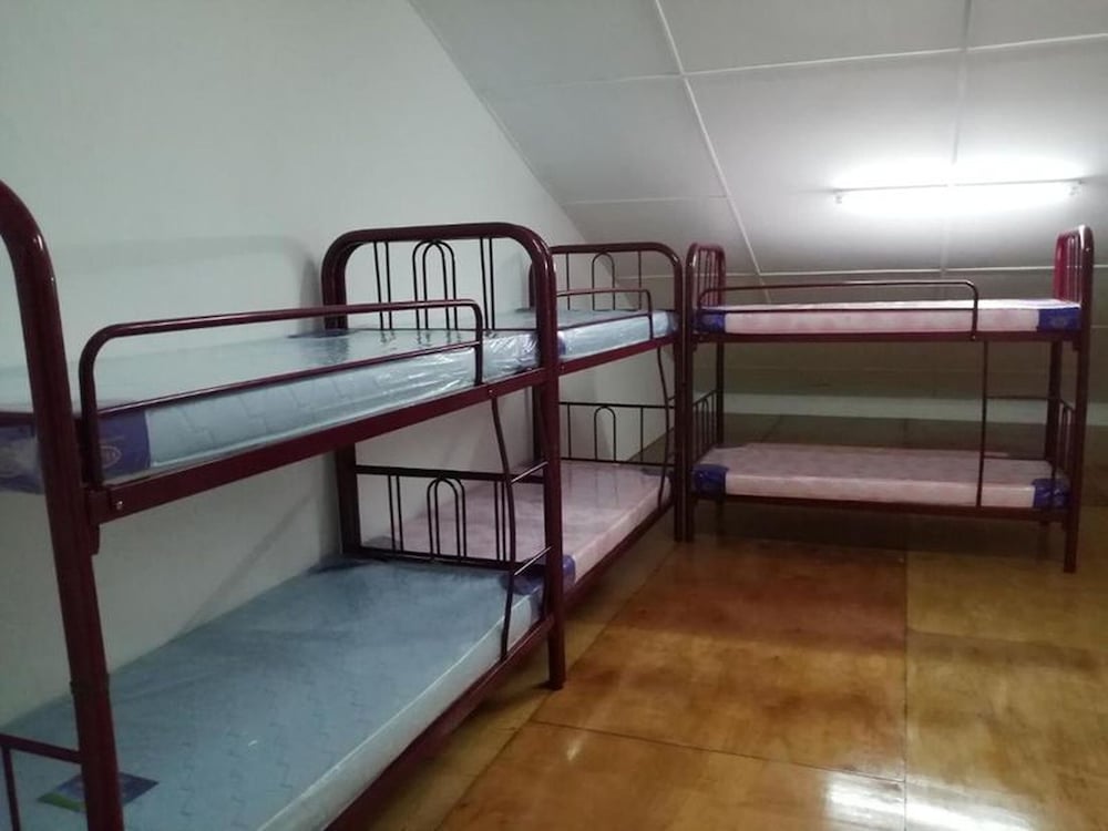 Single Bed in Mixed Dormitory Room With Ac photo 3