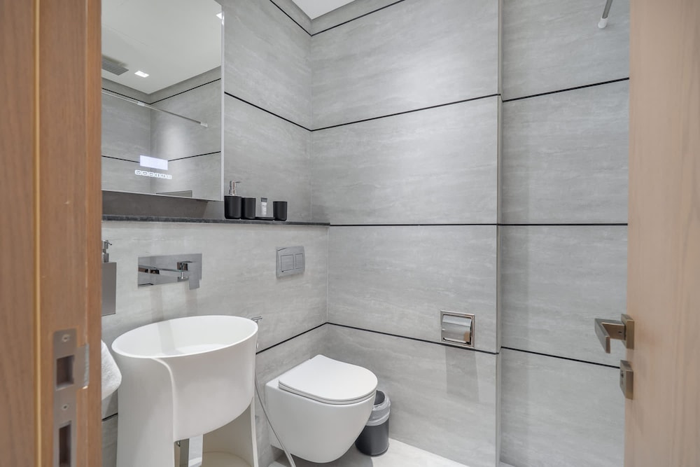 Perfect Studio for Your Stay in JVC That Sleeps 2