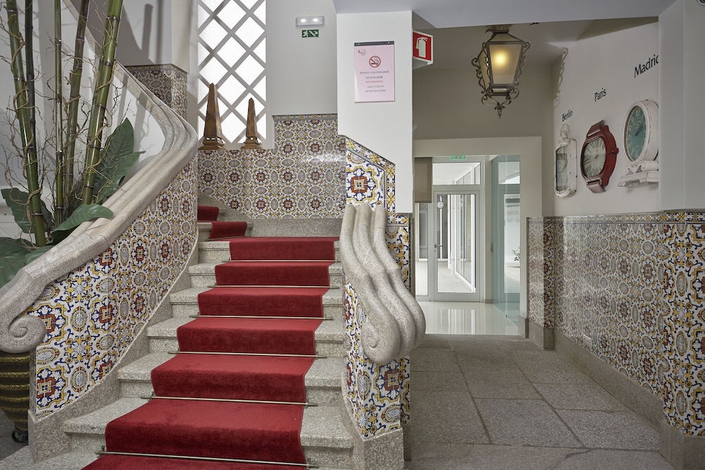 Welcome In - Suites & Hostel