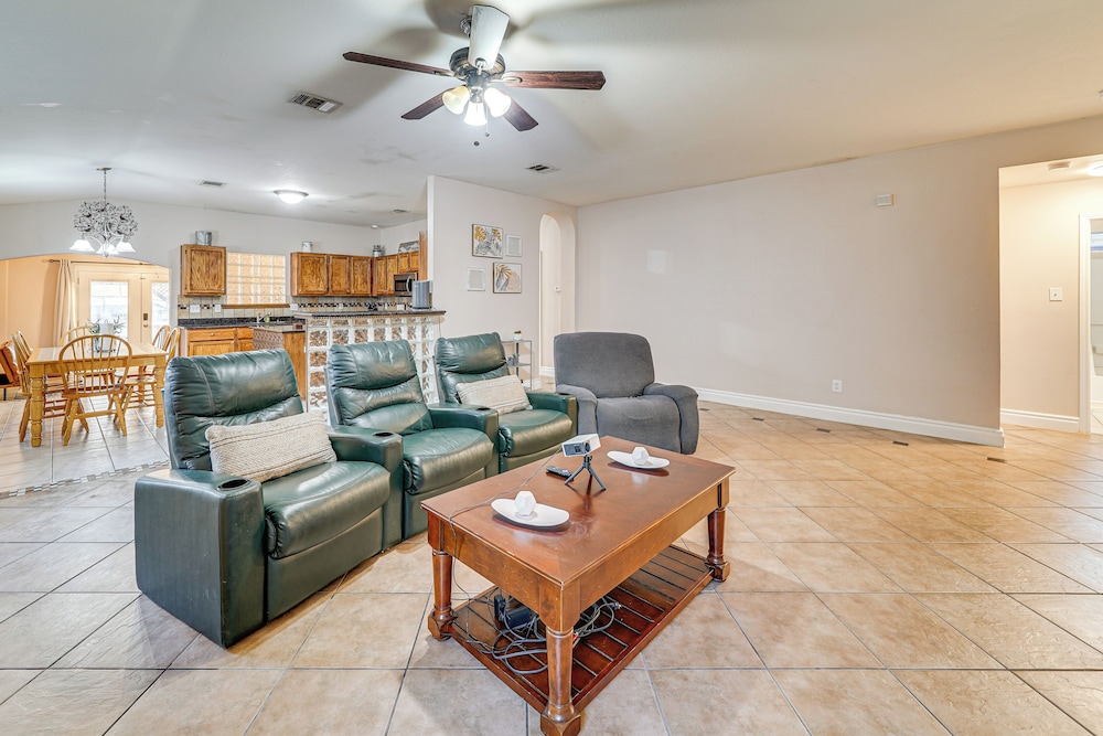 Pool Access & Fenced Yard: San Antonio Family Home