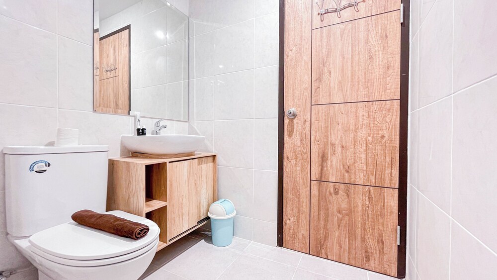 The Simply Look 1Br Apartment At Delft Ciputra Makassar