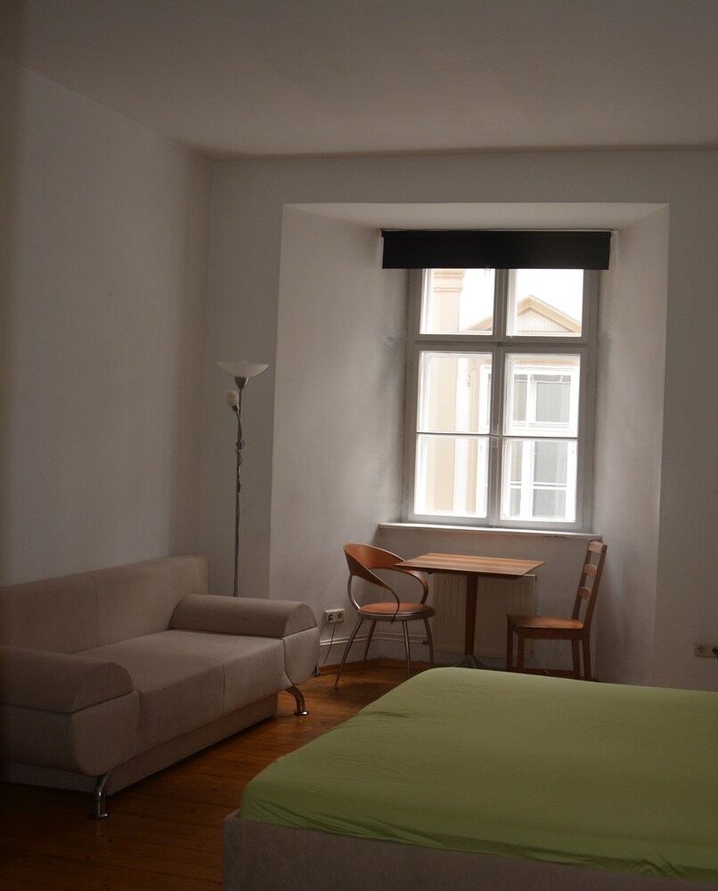 Hans-Sachs-Gasse 10