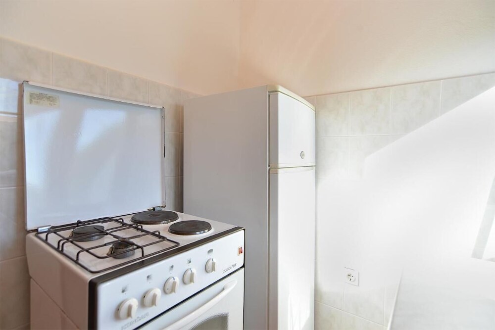 Spacious Apartment in Peroj With Terrace