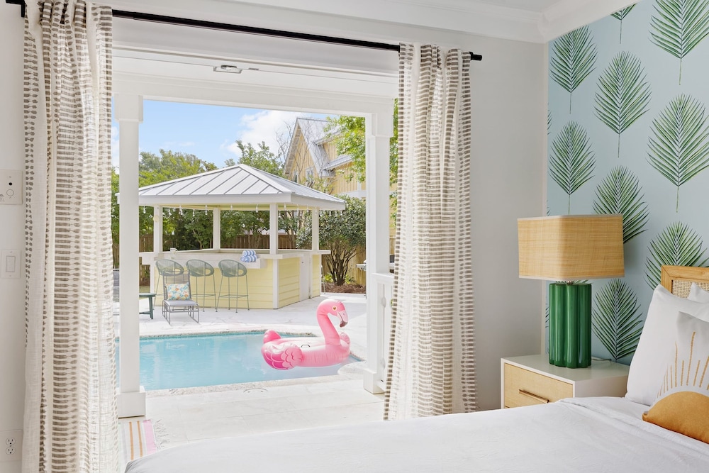 Woodward Way Luxe Villa Near Beach w Pool Hot Tub Stocked Chef s Kitchen
