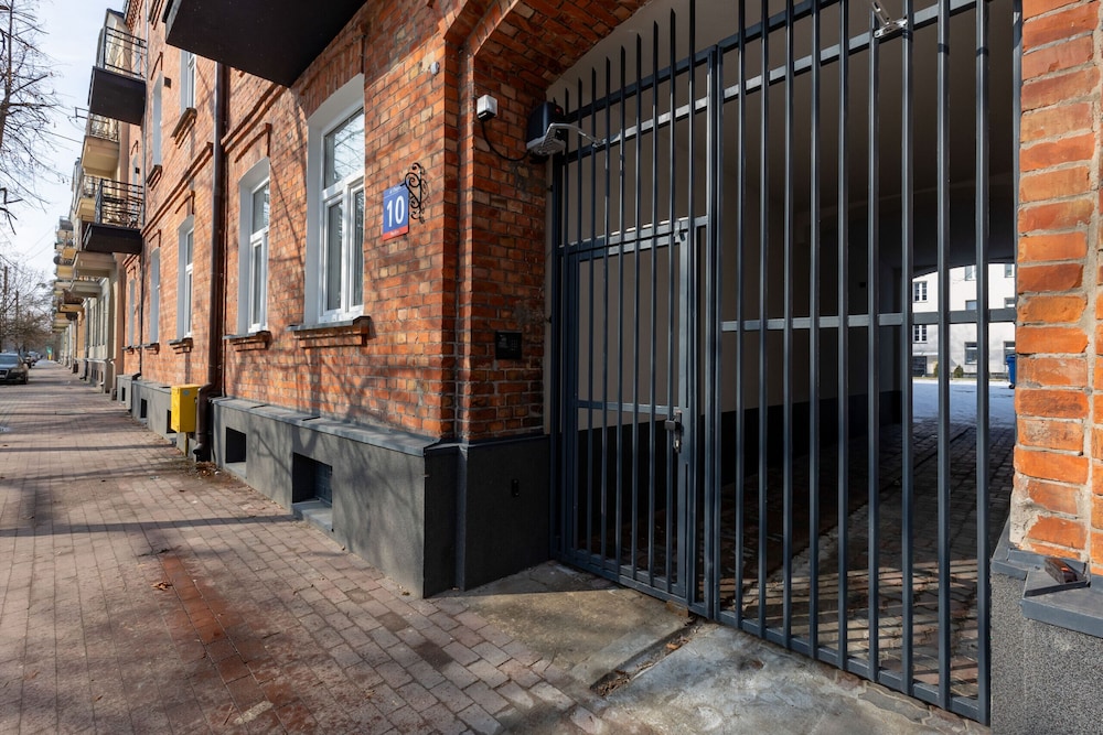 Warsaw Pruszków Apartment by Renters view 5