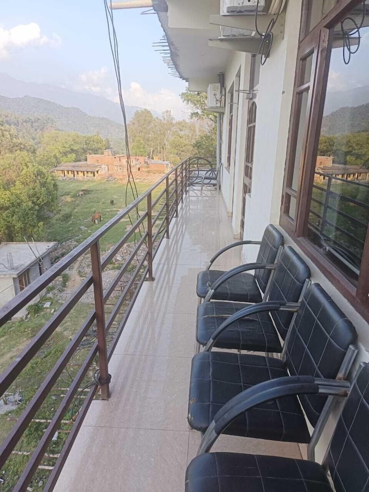 Hotel Shani - Punjabi Rasoi