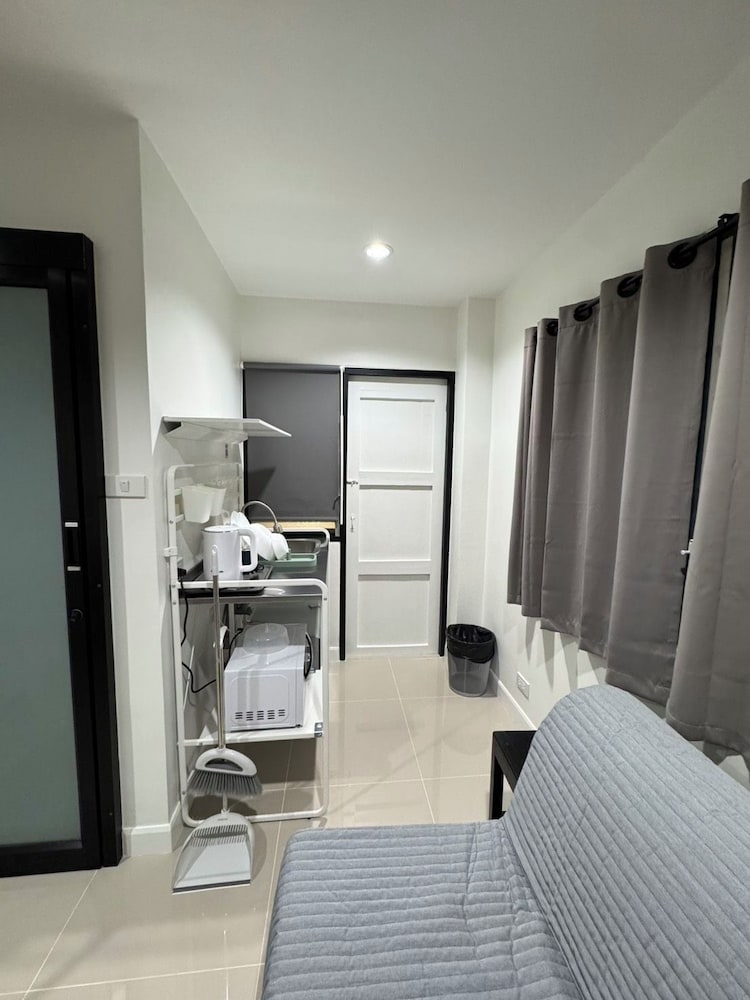 Lee Home Bangkok