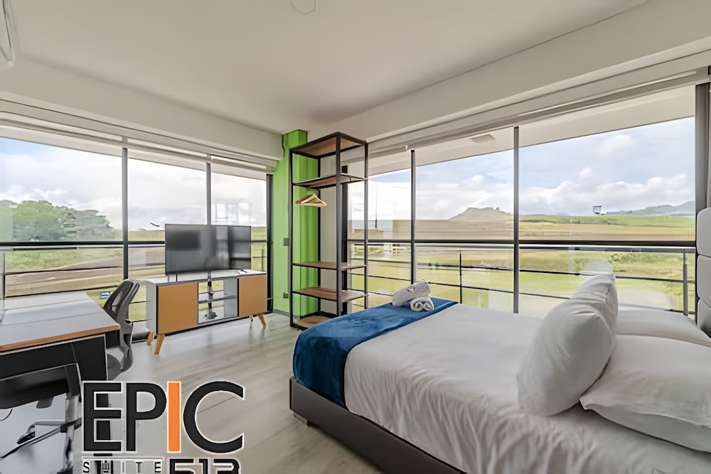 Epic Suite 513 Deluxe Aeropuerto