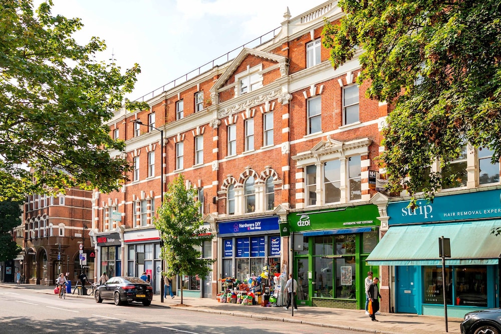 Highlife and Islington - by Out of Office Lifestyle