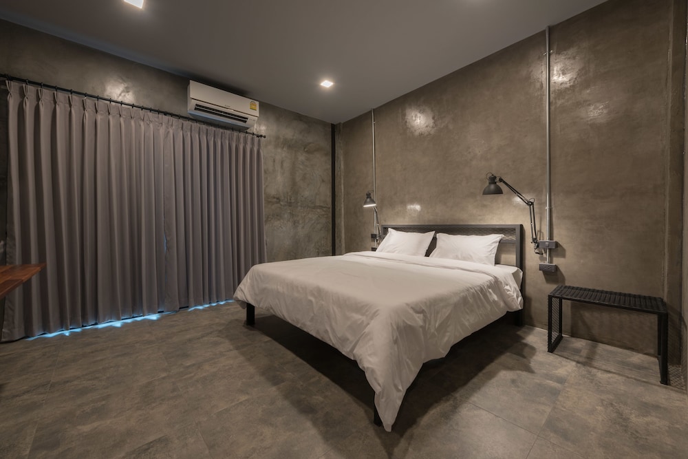 Bed & Bike Hostel