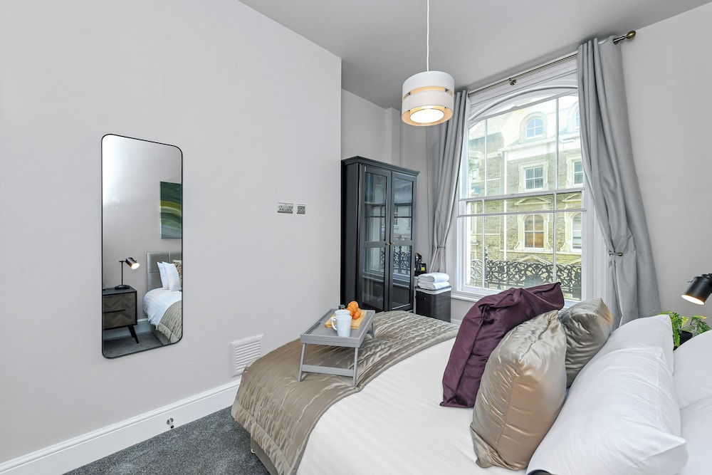 Market Street Apartment 3A Flat 2