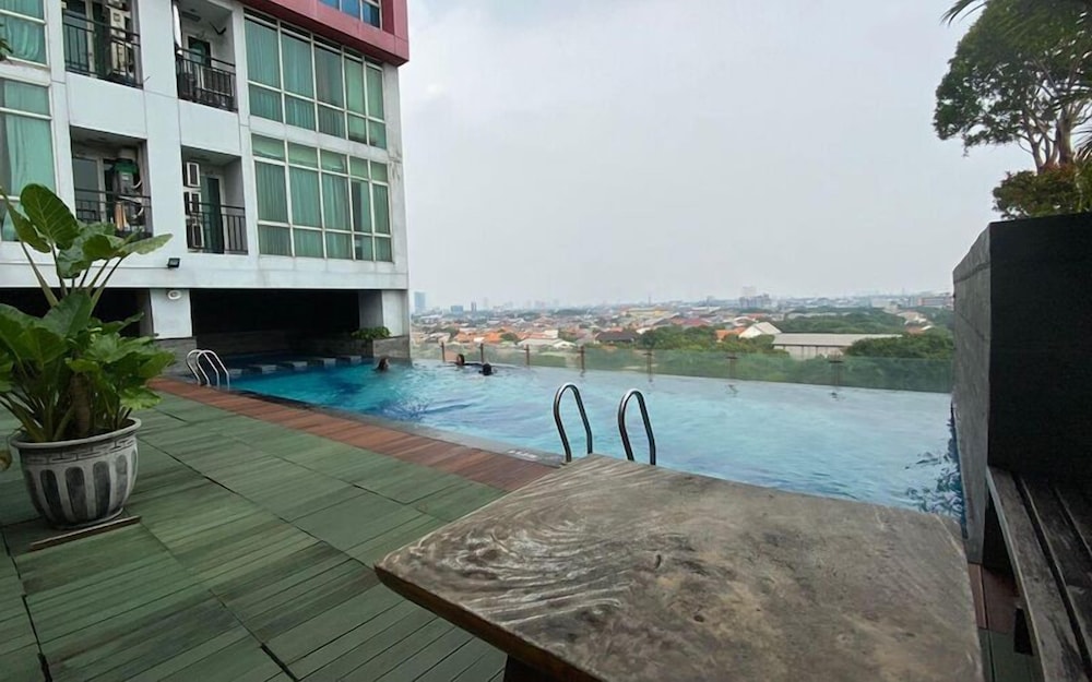 Modern Studio With Strategic Location At Tamansari Papilio Apartment