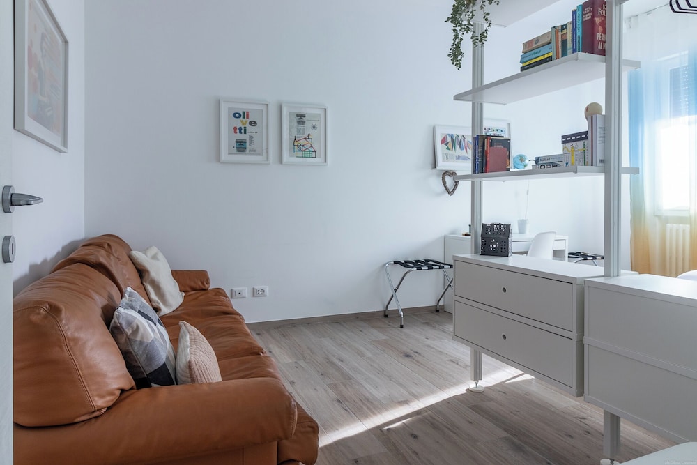 HouSmart Donato Creti 75
