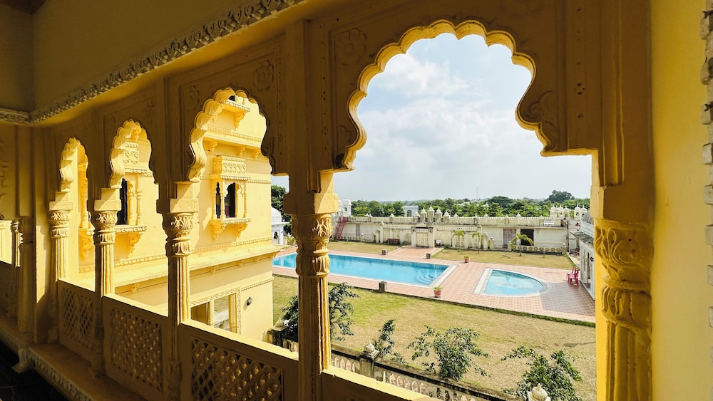 Rajgadhh Palace Resort