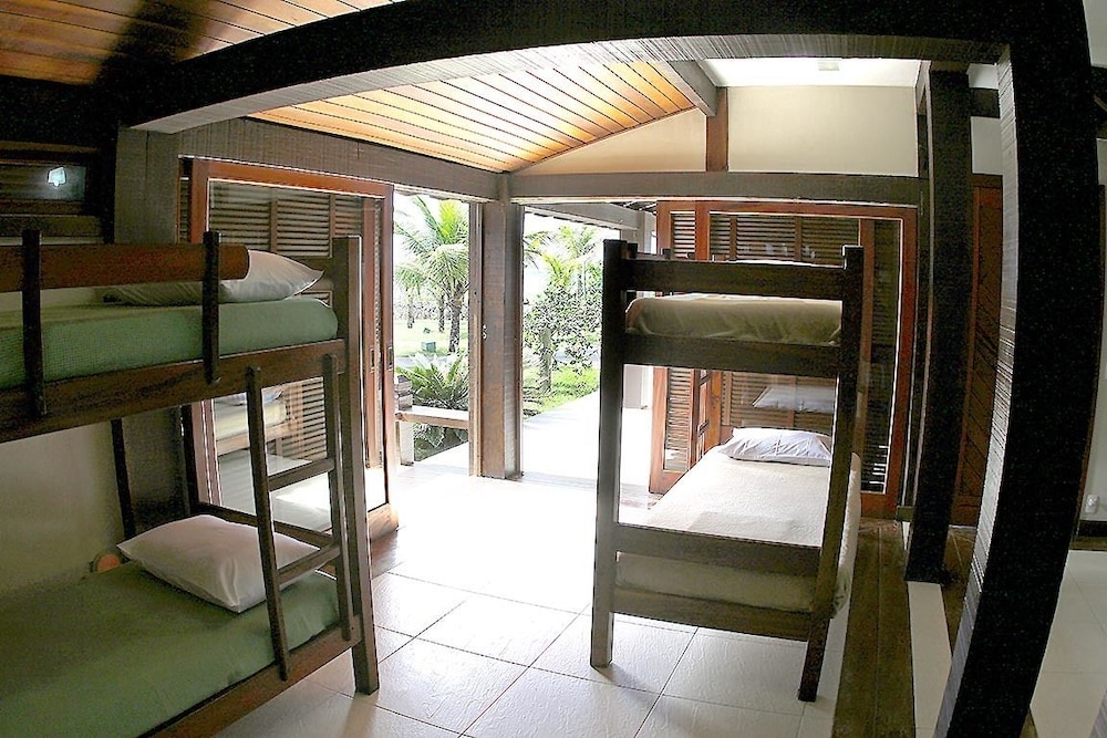 Oceanica 1000 Beachfront Pousada view 5