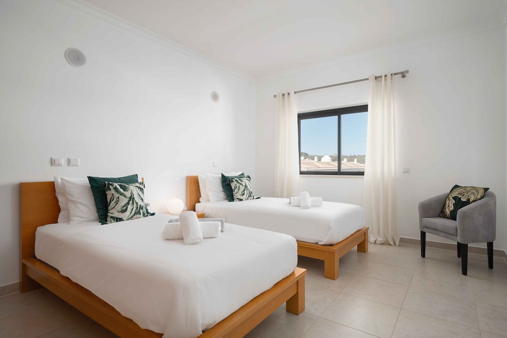 Lagos Ocean View 2 With Pool by Homing