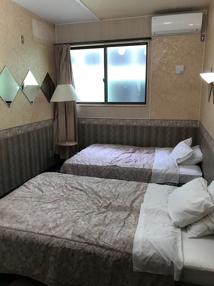 Gotou Hotel - Hostel