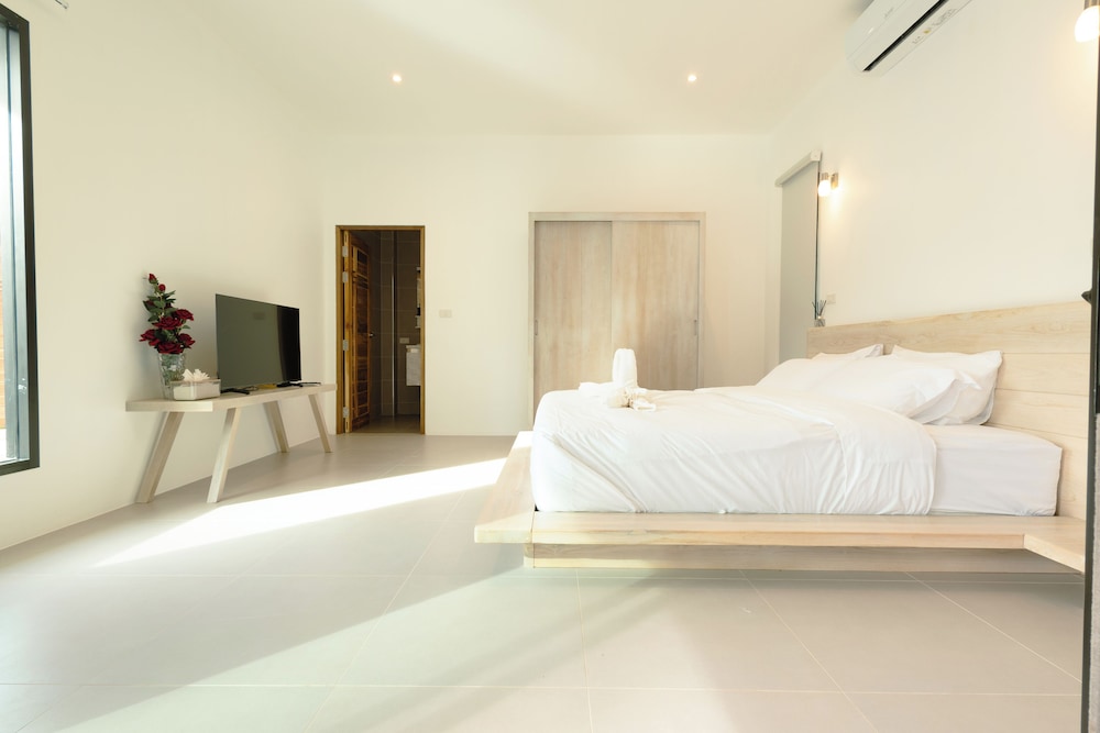 Samui Paradise Pool Villa by Sea N' Rent