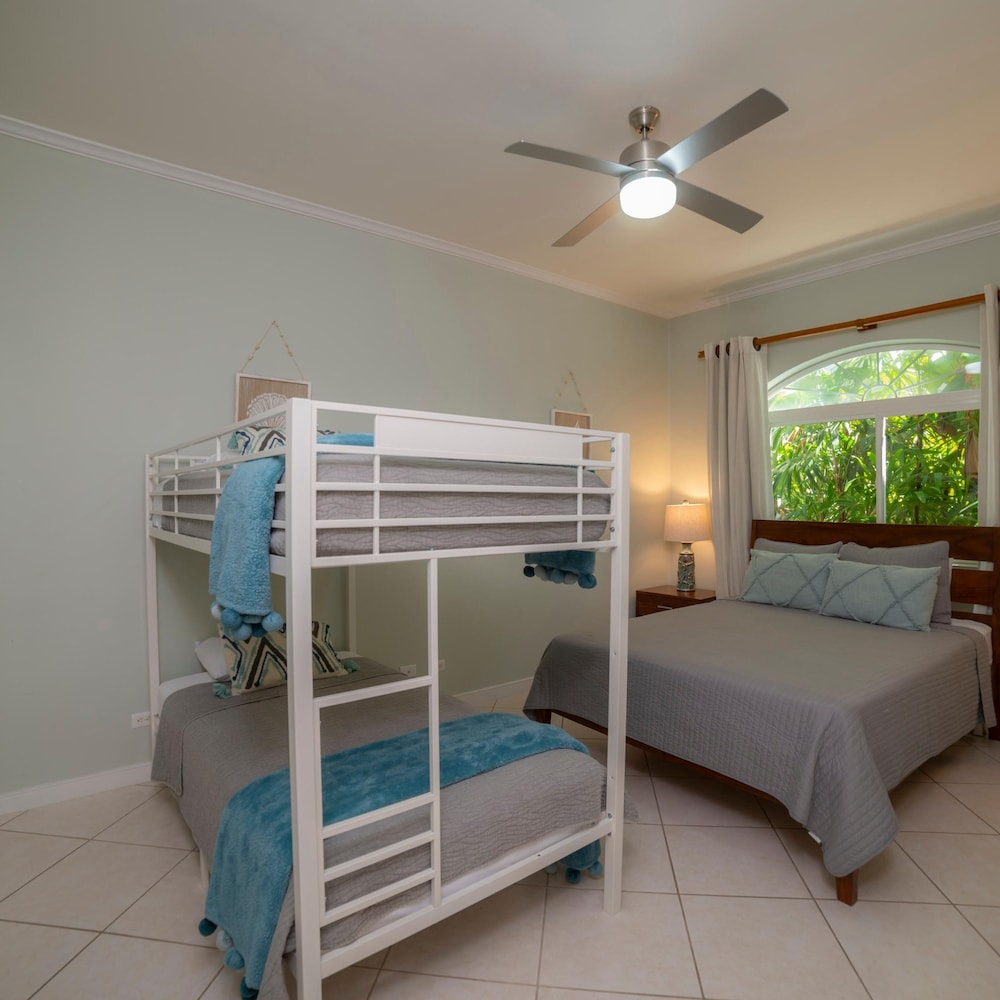 Colina 7C - 3 bdr 2 Bath