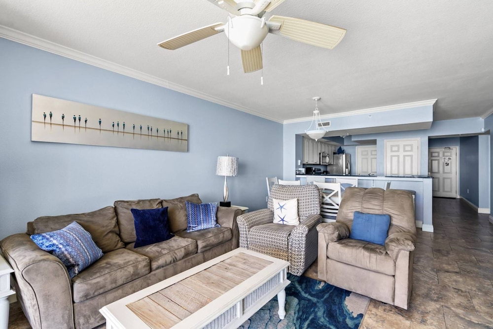 Emerald Beach Resort by iTrip Panama City Beach