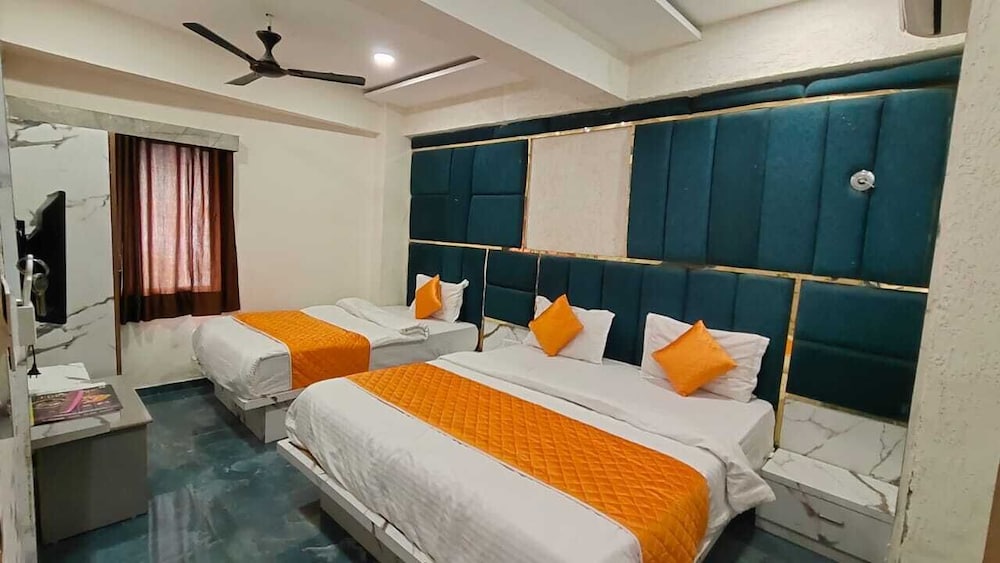 Hotel Karnavti