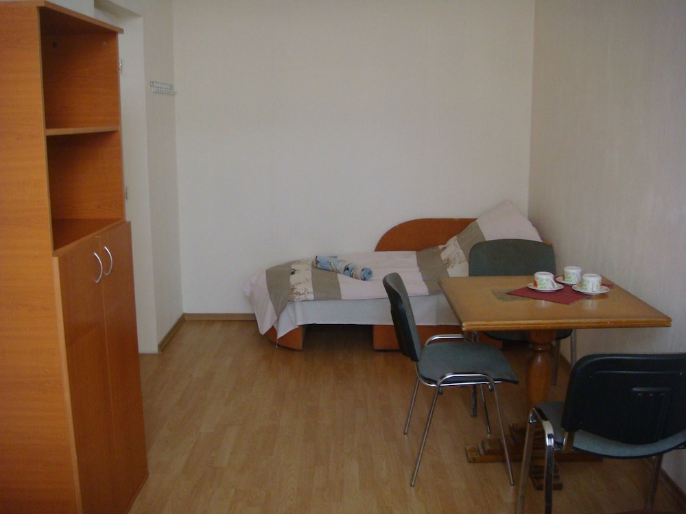 Cheap & Good Apartments