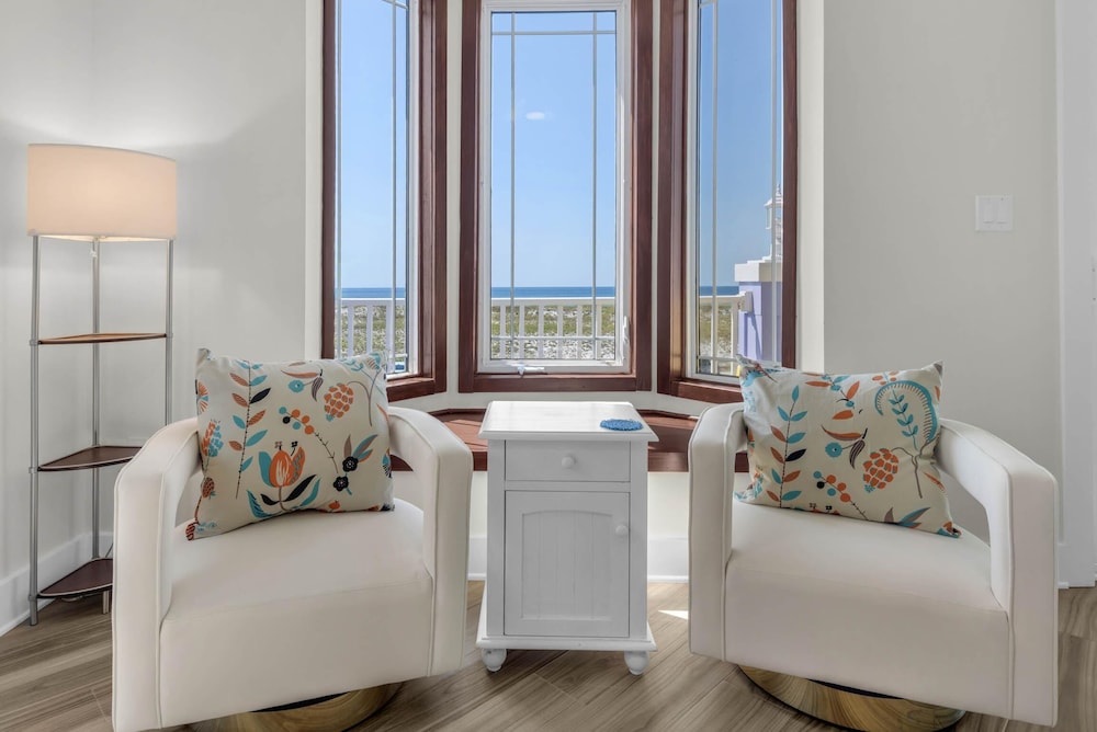 The Gulfview Grandeur