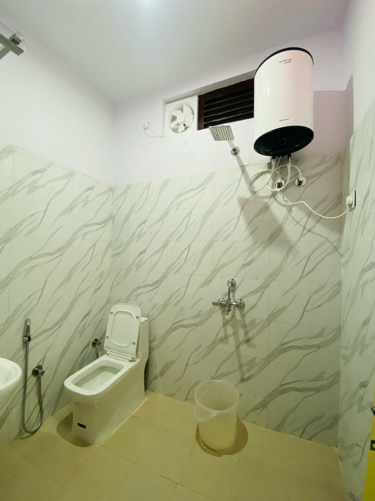 HOTEL ABHYUDAY