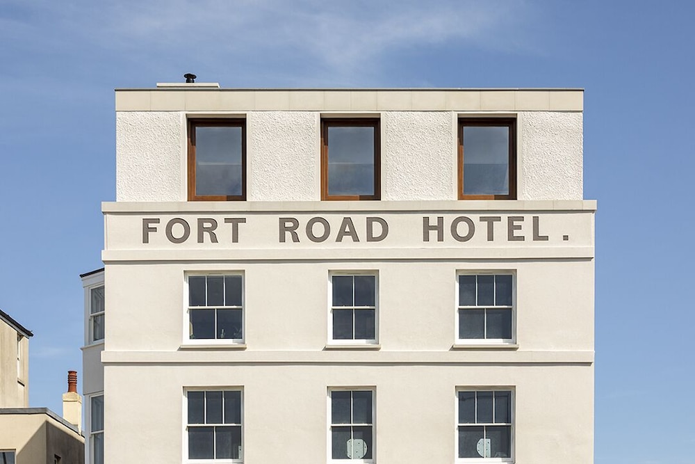 Fort Road Hotel 1