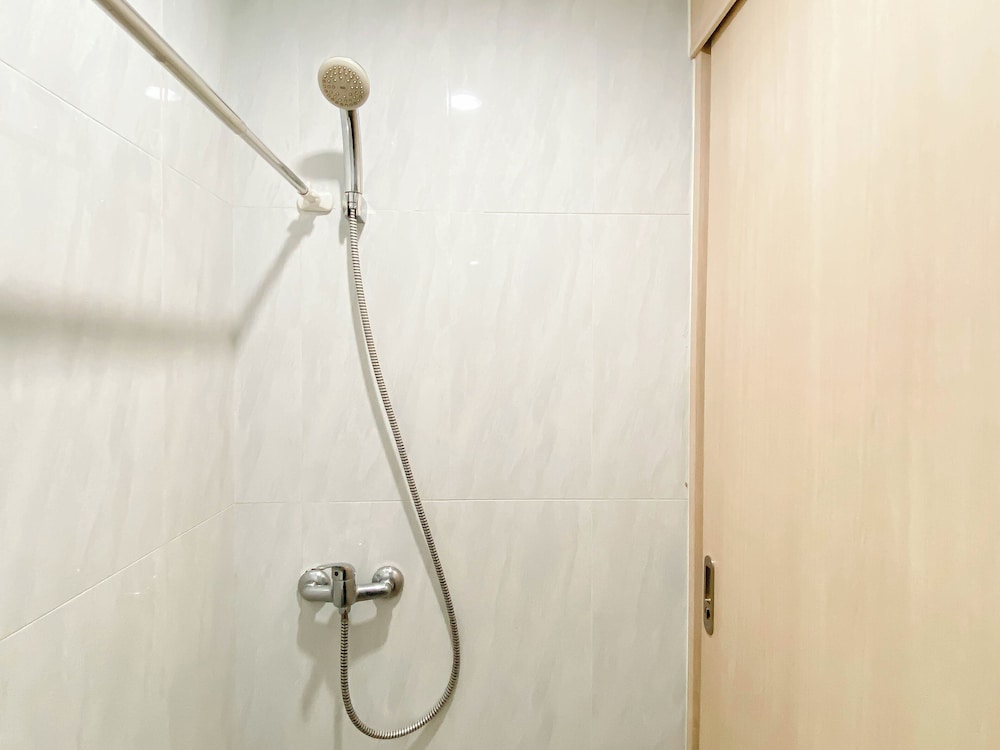 Studio Apartment Jkt Living Star Near Citimall Cimanggis