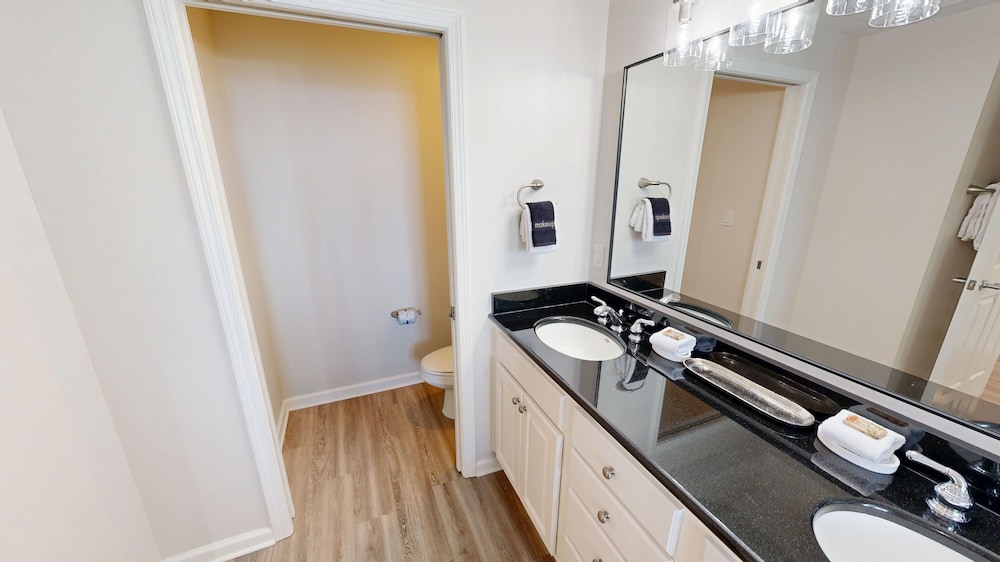 Silver Beach 1104w 3 Bedroom Condo