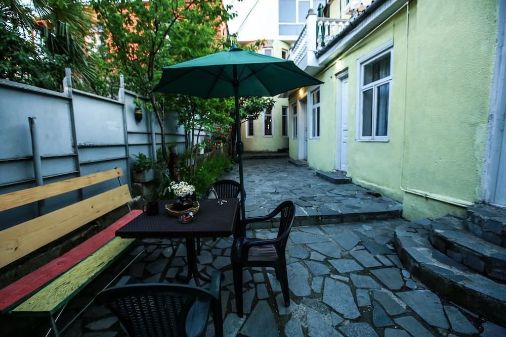 Photo 11