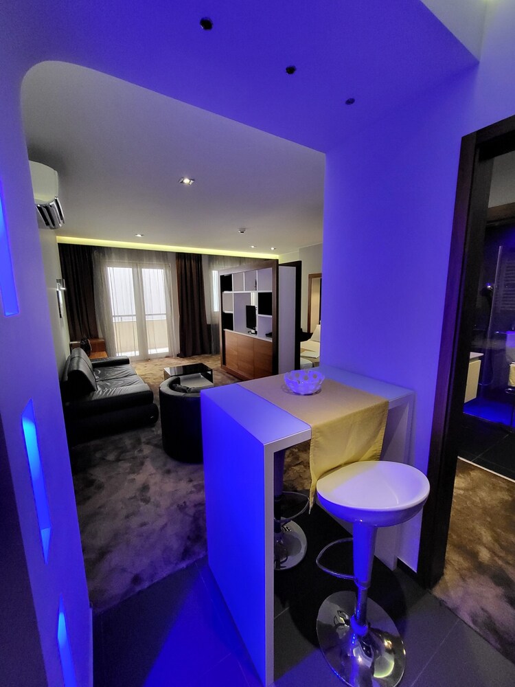 Apartments M Palace