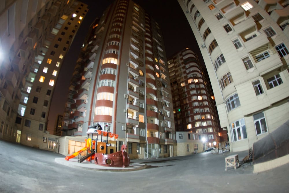 Bakuvi Tourist Apartment B035 view 3