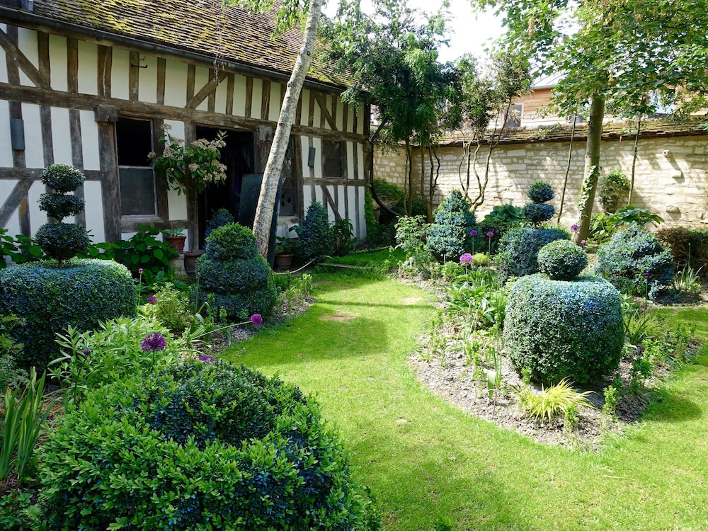 Le Jardin de la Cathédrale
