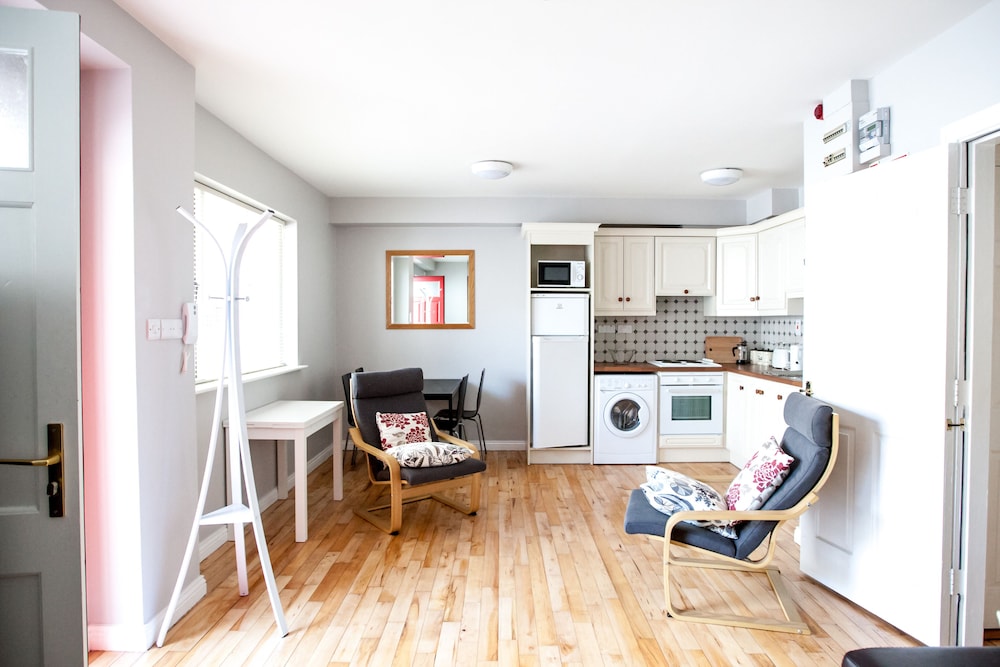 Dominic Street Apartments