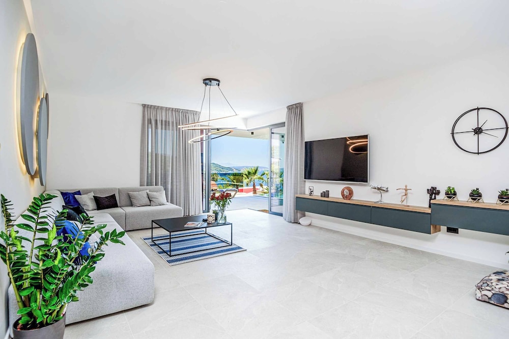 Villa Seashell Deluxe III